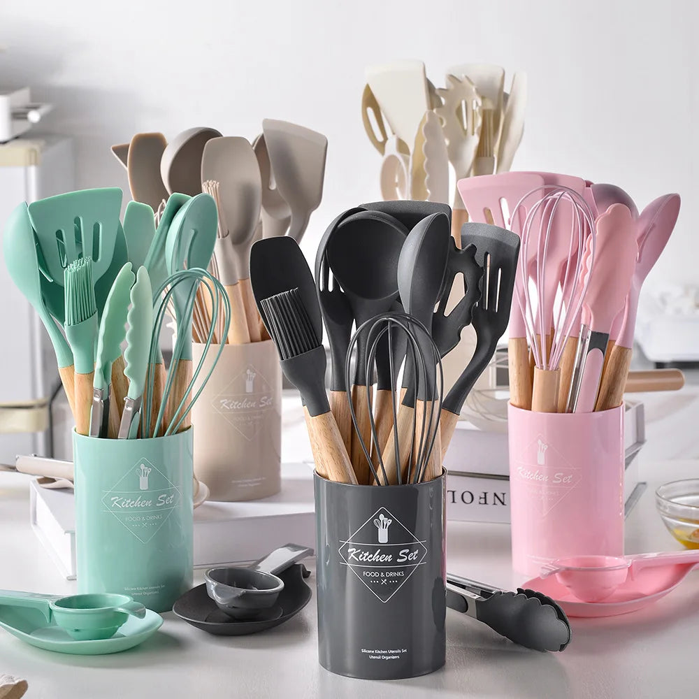 Kit de Utensílios de Cozinha em Silicone 12 Peças – Antiaderente